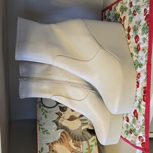 Steve Madden White Faux Leather Wedge Boots